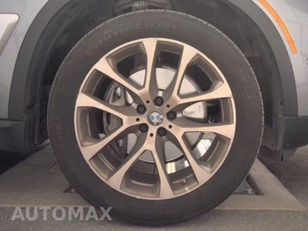 2025 BMW X5 xDrive40i - miniatura 10