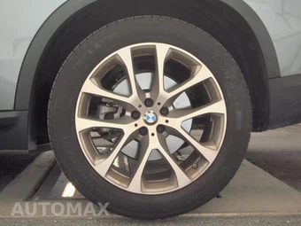 2025 BMW X5 xDrive40i - miniatura 12