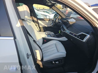 2025 BMW X5 xDrive40i - miniatura 8