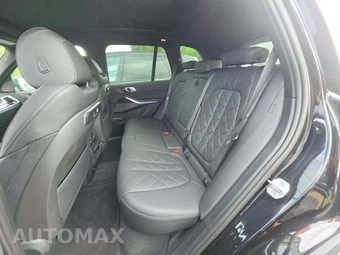 2025 BMW X5 xDrive40i - miniatura 13