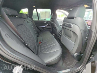 2025 BMW X5 xDrive40i - miniatura 16
