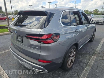 2025 BMW X5 xDrive40i - miniatura 3