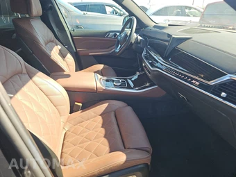 2025 BMW X5 xDrive40i - miniatura 14