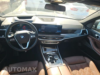2025 BMW X5 xDrive40i - miniatura 17