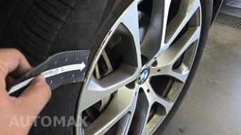 2025 BMW X5 xDrive40i - miniatura 30