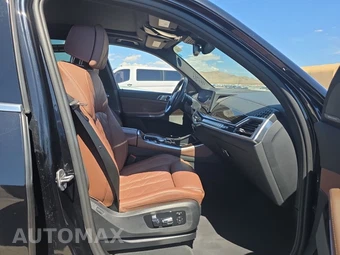 2025 BMW X5 xDrive40i - miniatura 8