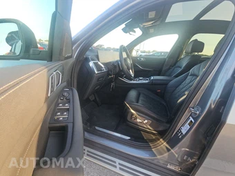 2025 BMW X5 xDrive40i - miniatura 7