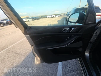 2025 BMW X5 xDrive40i - miniatura 9