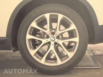 2025 BMW X5 xDrive40i – miniatura 12