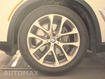 2025 BMW X5 xDrive40i – miniatura 9