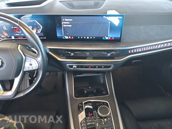 2025 BMW X5 xDrive40i - miniatura 11