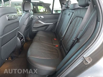 2025 BMW X5 xDrive40i - miniatura 13