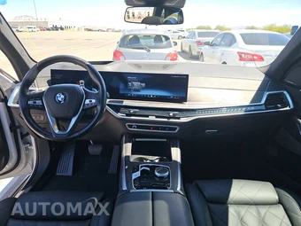 2025 BMW X5 xDrive40i - miniatura 11