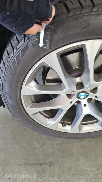 2025 BMW X5 xDrive40i - miniatura 22