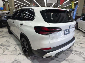 2025 BMW X5 xDrive40i – miniatura 2