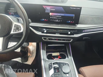 2025 BMW X5 xDrive40i - miniatura 11