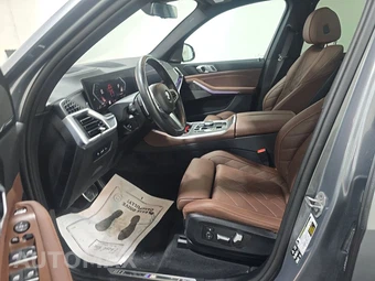 2025 BMW X5 xDrive40i - miniatura 7