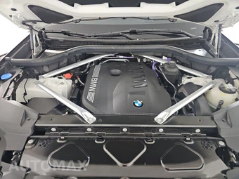2025 BMW X5 xDrive40i – miniatura 16