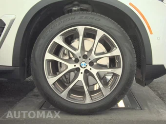 2025 BMW X5 xDrive40i - miniatura 10