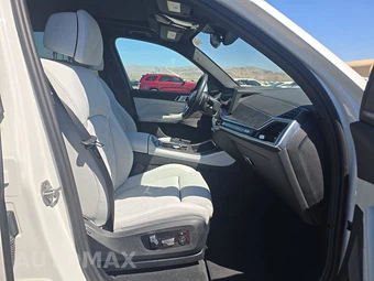 2025 BMW X5 xDrive40i - miniatura 14