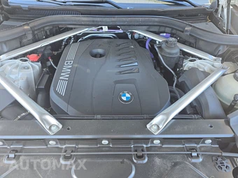2025 BMW X5 xDrive40i - miniatura 22