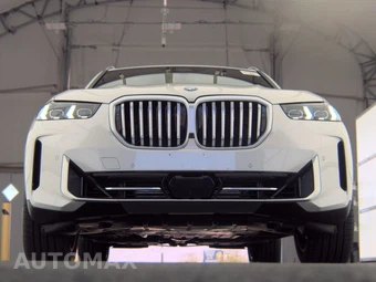2025 BMW X5 xDrive40i - miniatura 3