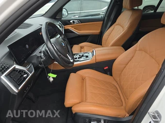 2025 BMW X5 xDrive40i - miniatura 7