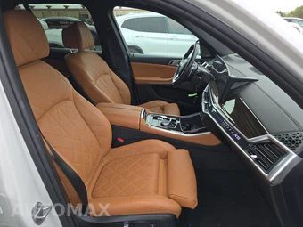 2025 BMW X5 xDrive40i - miniatura 8