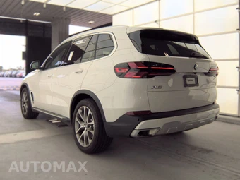 2025 BMW X5 xDrive40i - miniatura 8