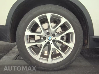 2025 BMW X5 xDrive40i - miniatura 11