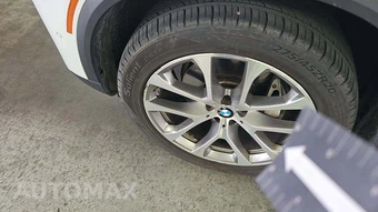 2025 BMW X5 xDrive40i - miniatura 29
