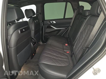 2025 BMW X5 xDrive40i – miniatura 13