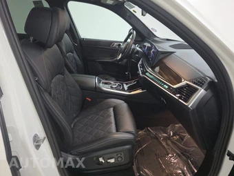 2025 BMW X5 xDrive40i – miniatura 8