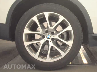 2025 BMW X5 xDrive40i - miniatura 11