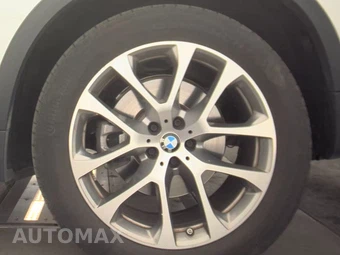 2025 BMW X5 xDrive40i - miniatura 12
