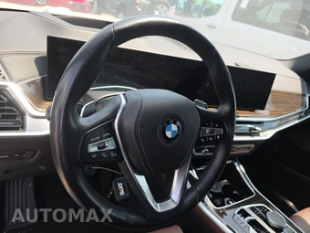 2025 BMW X5 xDrive40i - miniatura 10