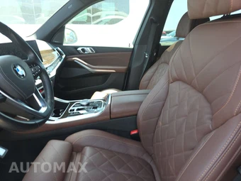 2025 BMW X5 xDrive40i - miniatura 7
