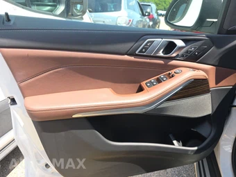 2025 BMW X5 xDrive40i - miniatura 9