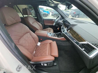 2025 BMW X5 xDrive40i - miniatura 8