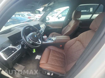 2025 BMW X5 xDrive40i – miniatura 13