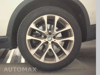 2025 BMW X5 xDrive40i – miniatura 12