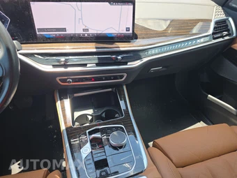 2025 BMW X5 xDrive40i – miniatura 17