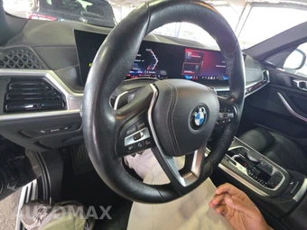 2025 BMW X5 xDrive40i - miniatura 16