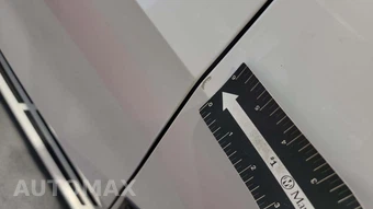 2025 BMW X5 xDrive40i - miniatura 32