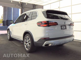 2025 BMW X5 xDrive40i - miniatura 8