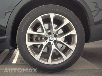 2025 BMW X5 xDrive40i - miniatura 12