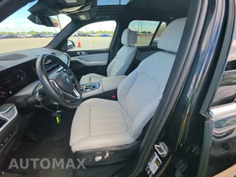 2025 BMW X5 xDrive40i - miniatura 13