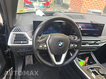 2025 BMW X5 xDrive40i - miniatura 10