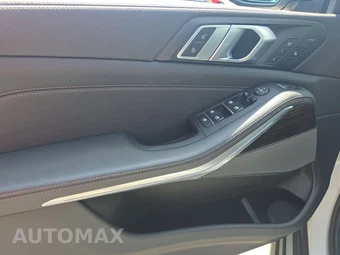 2025 BMW X5 xDrive40i - miniatura 15