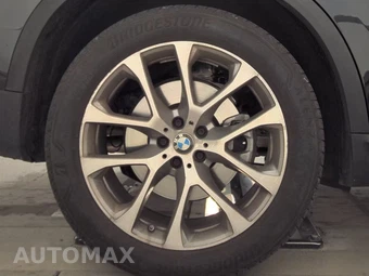 2025 BMW X5 xDrive40i – miniatura 11